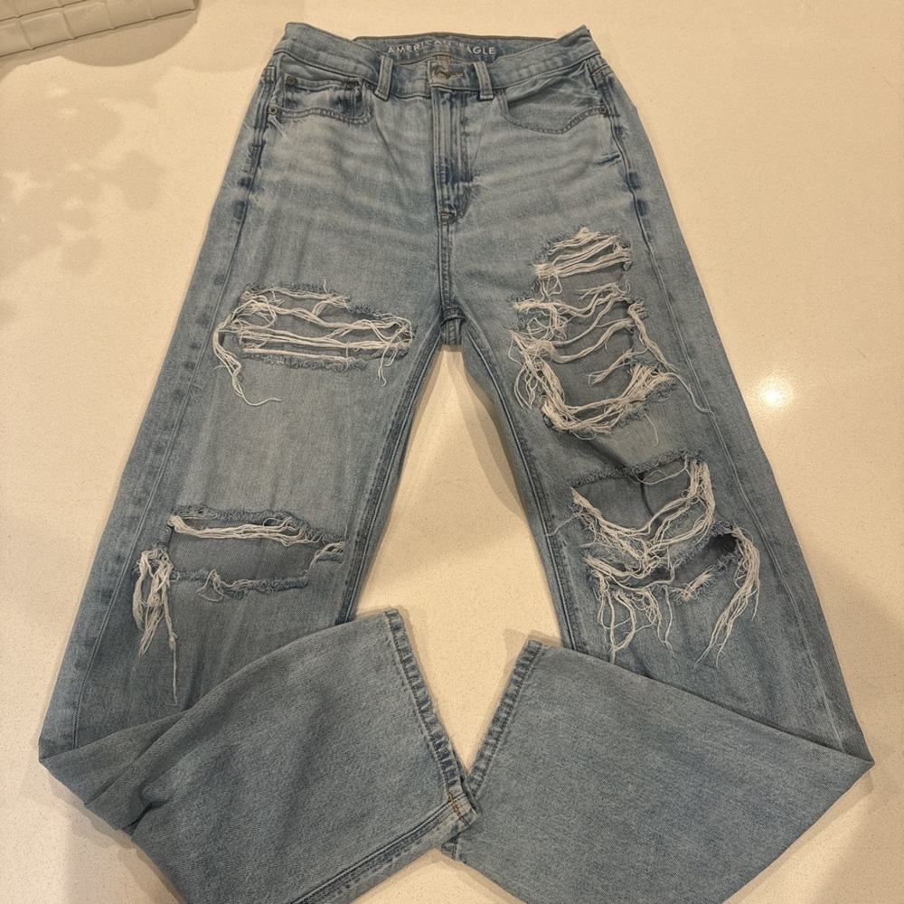 American Eagle Outfitters Light Blue Denim Jeans